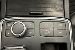 met. harmaa Mercedes-Benz ML 2014 kuva 23.