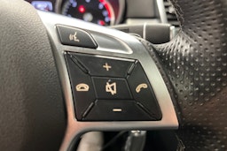 met. harmaa Mercedes-Benz ML 2014 kuva 24.