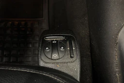Musta Mercedes-Benz R 2006 kuva 14.