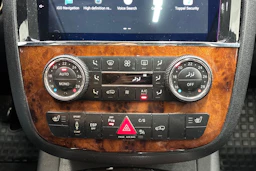 Musta Mercedes-Benz R 2006 kuva 26.
