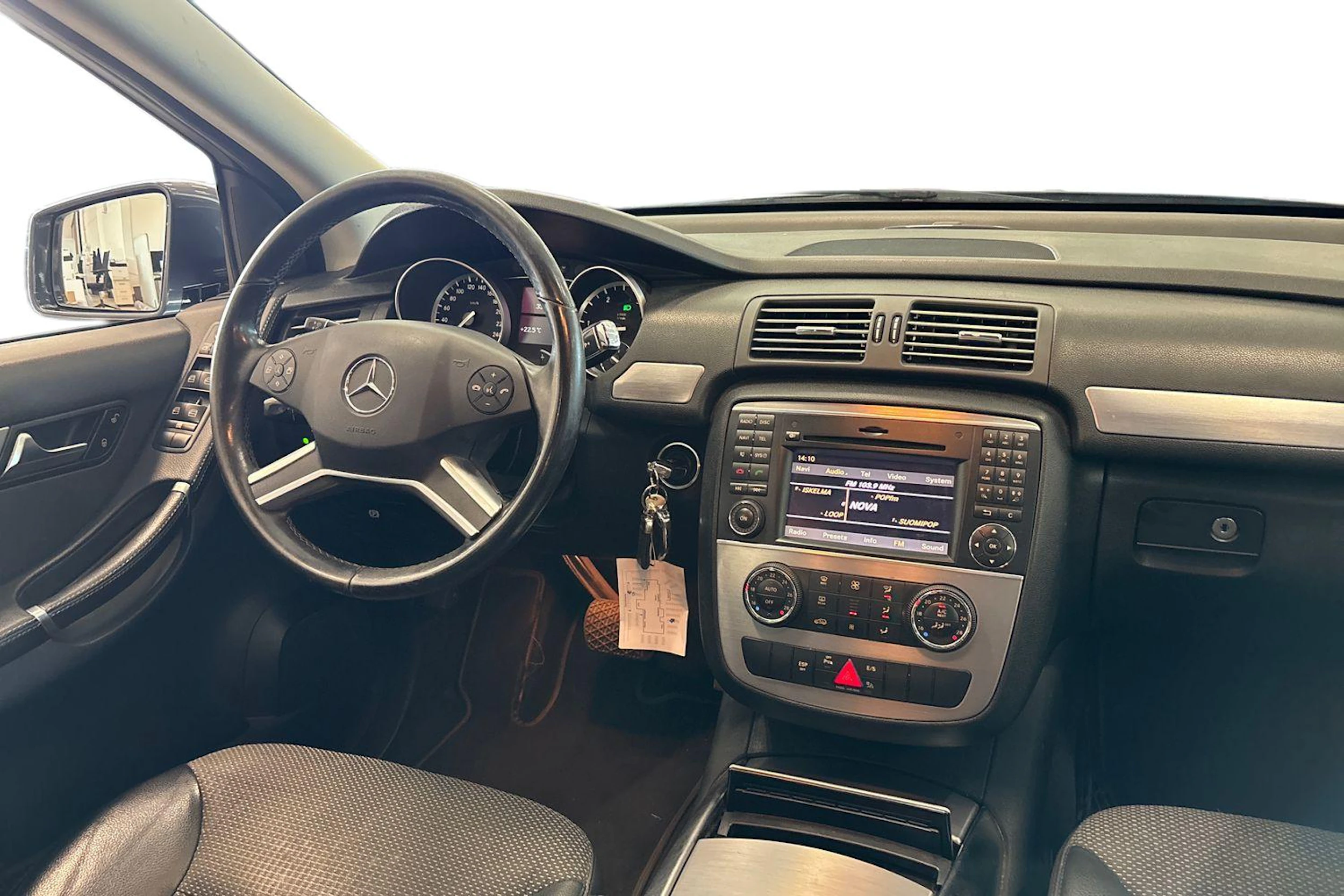 sininen Mercedes-Benz R 2010 kuva 7.