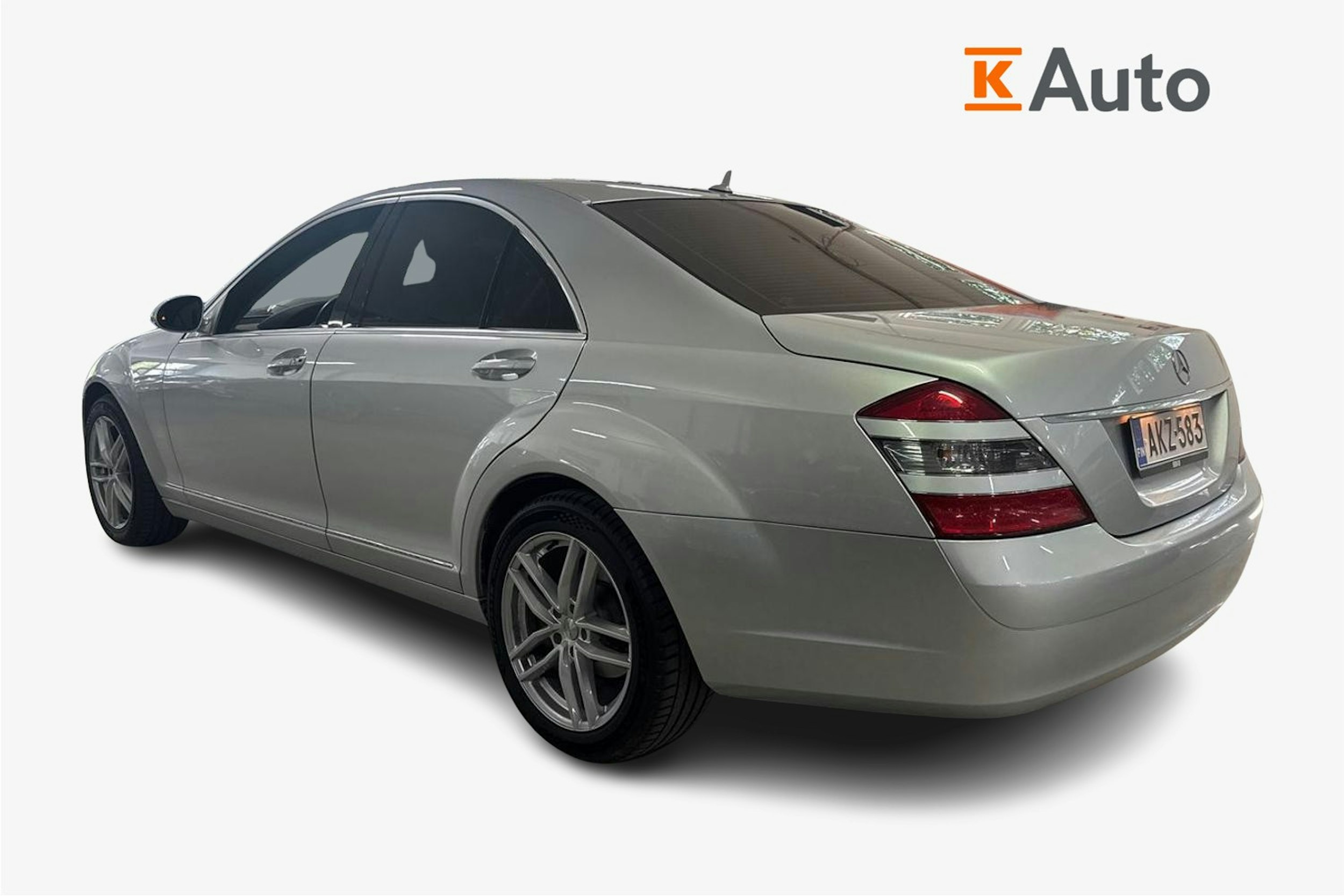 Hopea Mercedes-Benz S 2009 kuva 2.