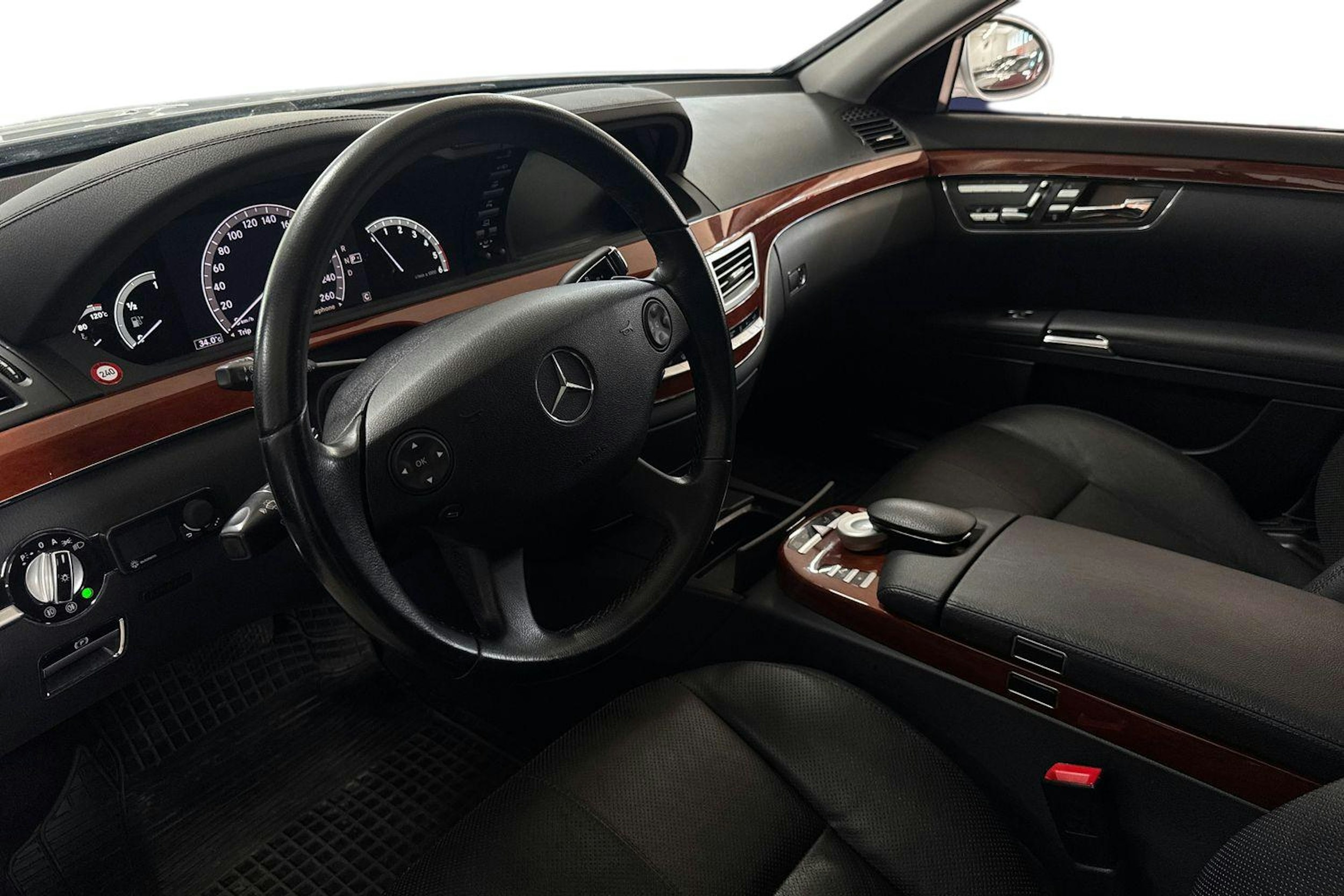 Hopea Mercedes-Benz S 2009 kuva 3.