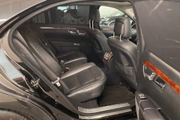musta Mercedes-Benz S 2009 kuva 13.