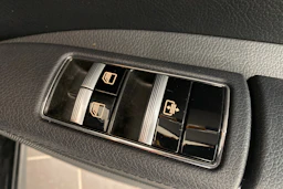 musta Mercedes-Benz S 2009 kuva 19.