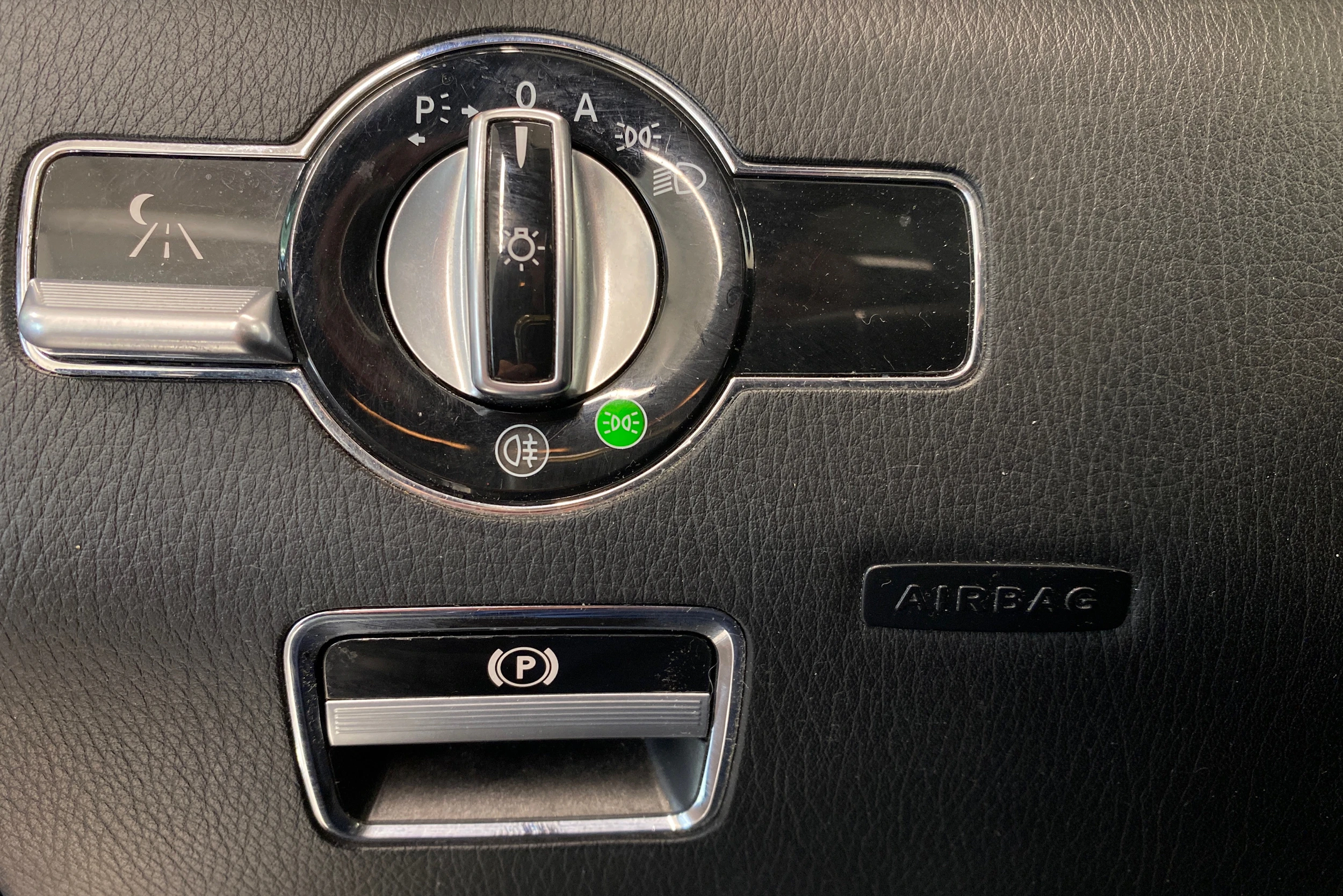 musta Mercedes-Benz S 2009 kuva 23.