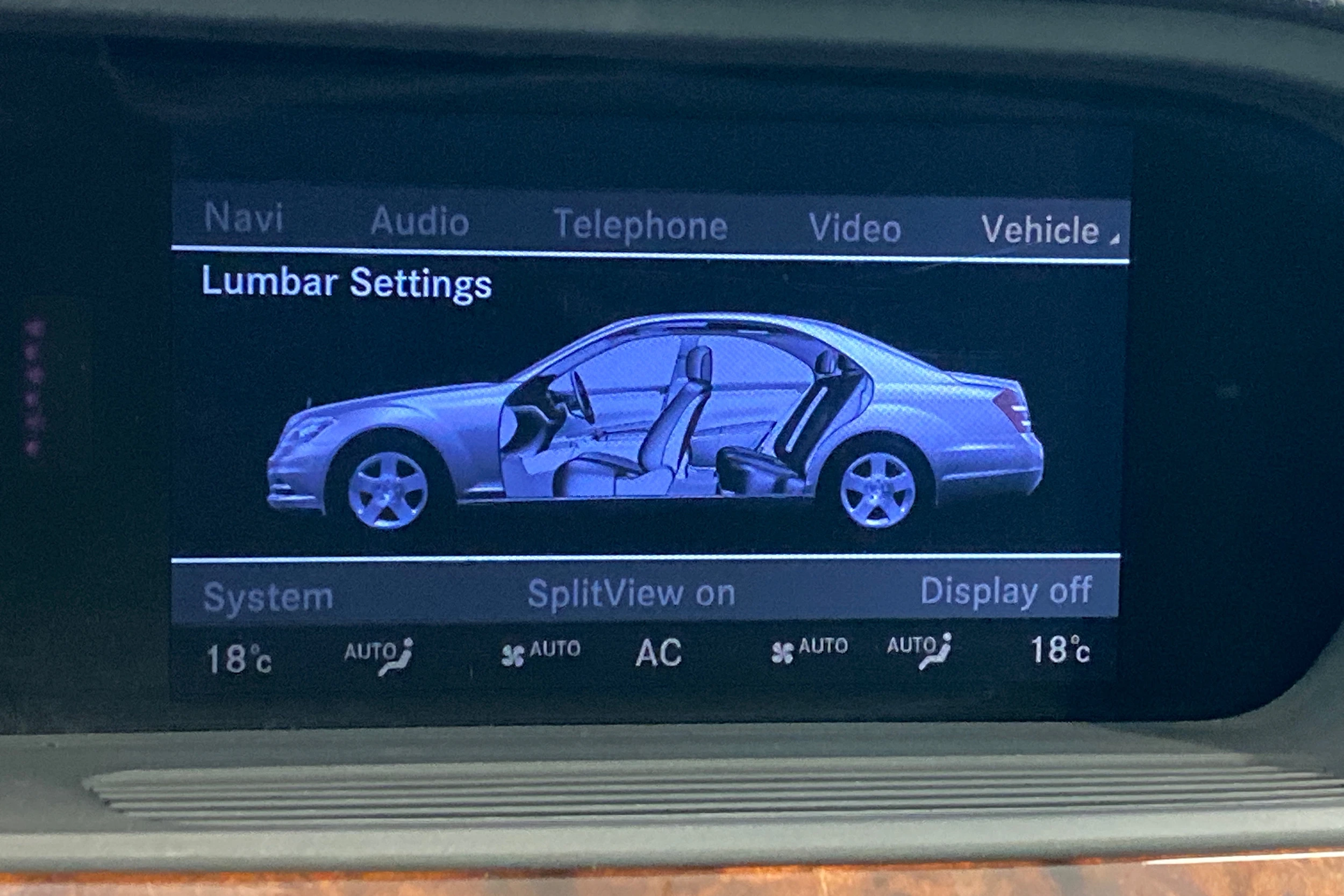 musta Mercedes-Benz S 2009 kuva 29.