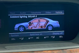 musta Mercedes-Benz S 2009 kuva 30.