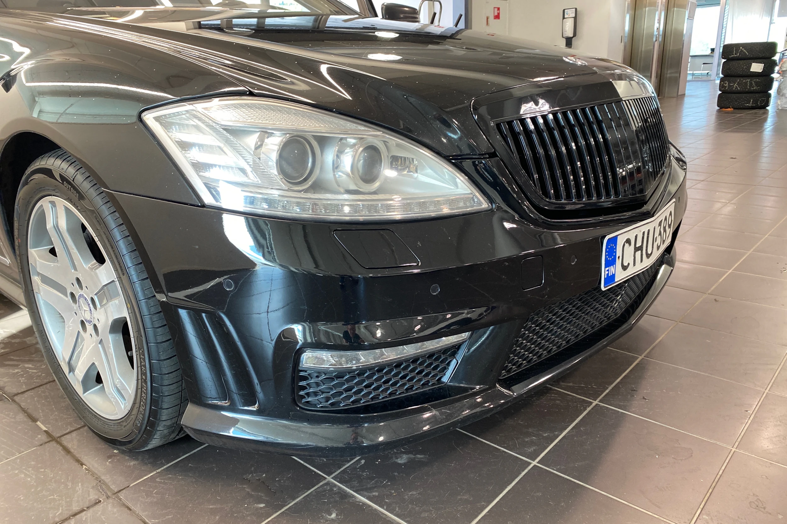 musta Mercedes-Benz S 2009 kuva 42.