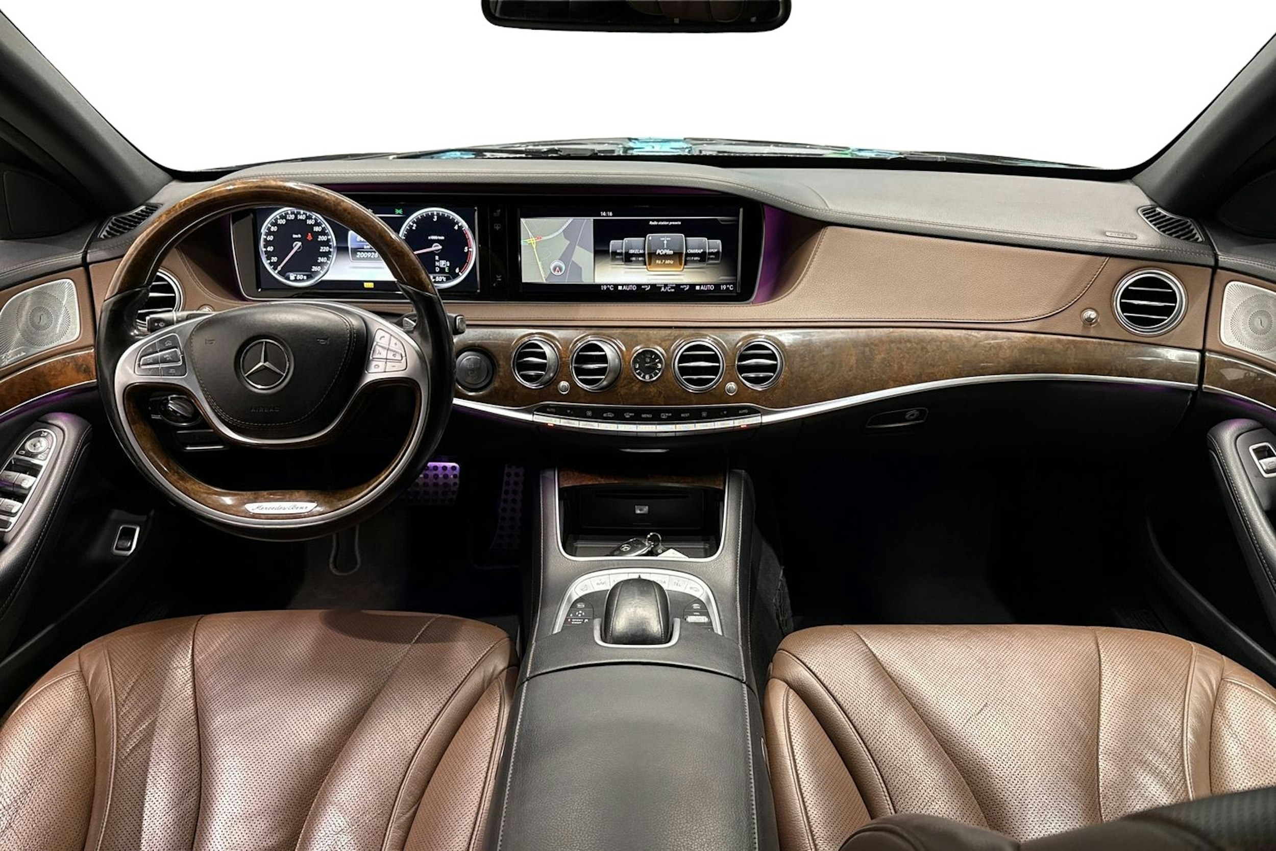 Musta Mercedes-Benz S 2014 kuva 9.