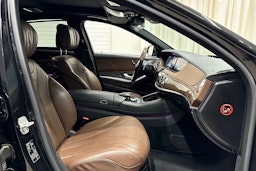 Musta Mercedes-Benz S 2014 kuva 21.