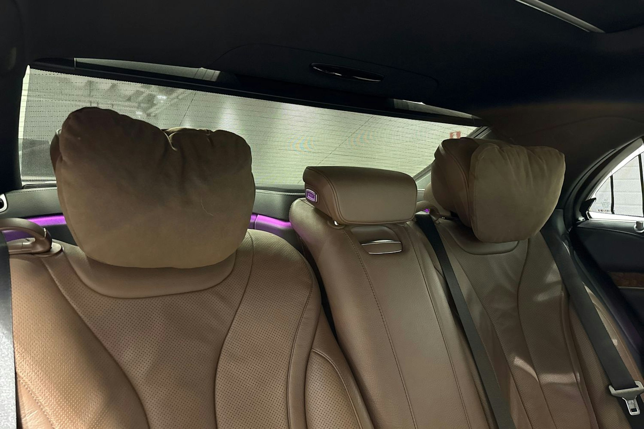 Musta Mercedes-Benz S 2014 kuva 22.