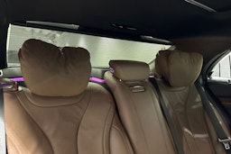 Musta Mercedes-Benz S 2014 kuva 22.