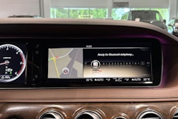 Musta Mercedes-Benz S 2014 kuva 28.