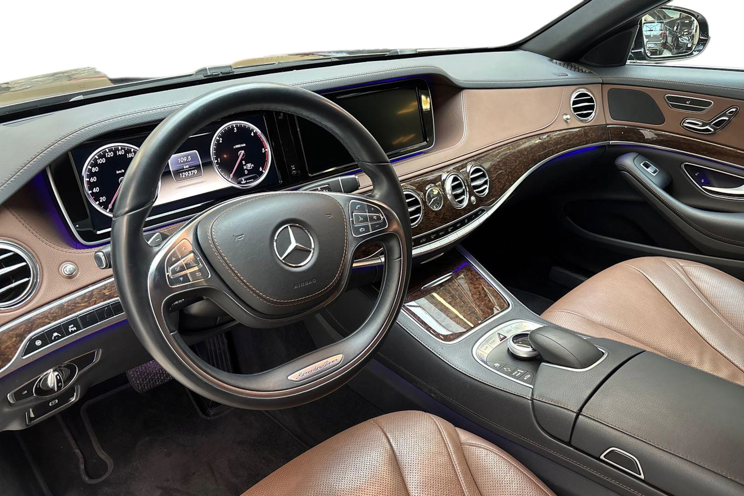 ruskea Mercedes-Benz S 2014 kuva 6.