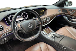 ruskea Mercedes-Benz S 2014 kuva 6.