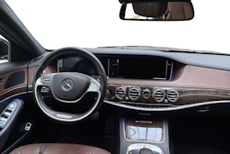 ruskea Mercedes-Benz S 2014 kuva 7.