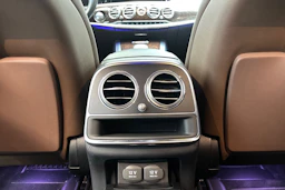 ruskea Mercedes-Benz S 2014 kuva 14.