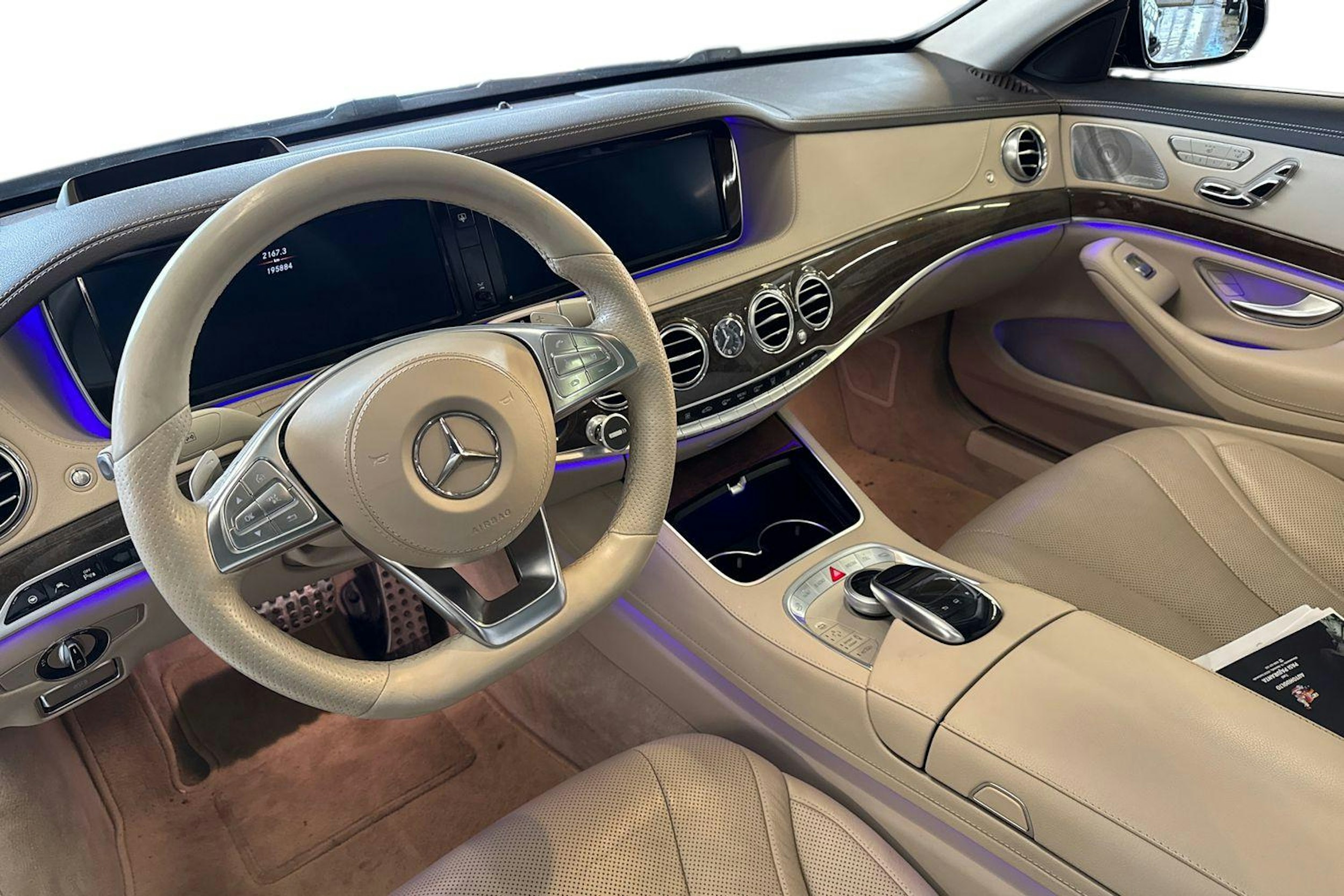 musta Mercedes-Benz S 2016 kuva 3.