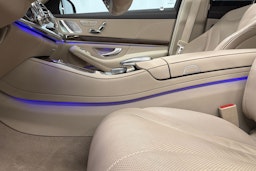 musta Mercedes-Benz S 2016 kuva 31.