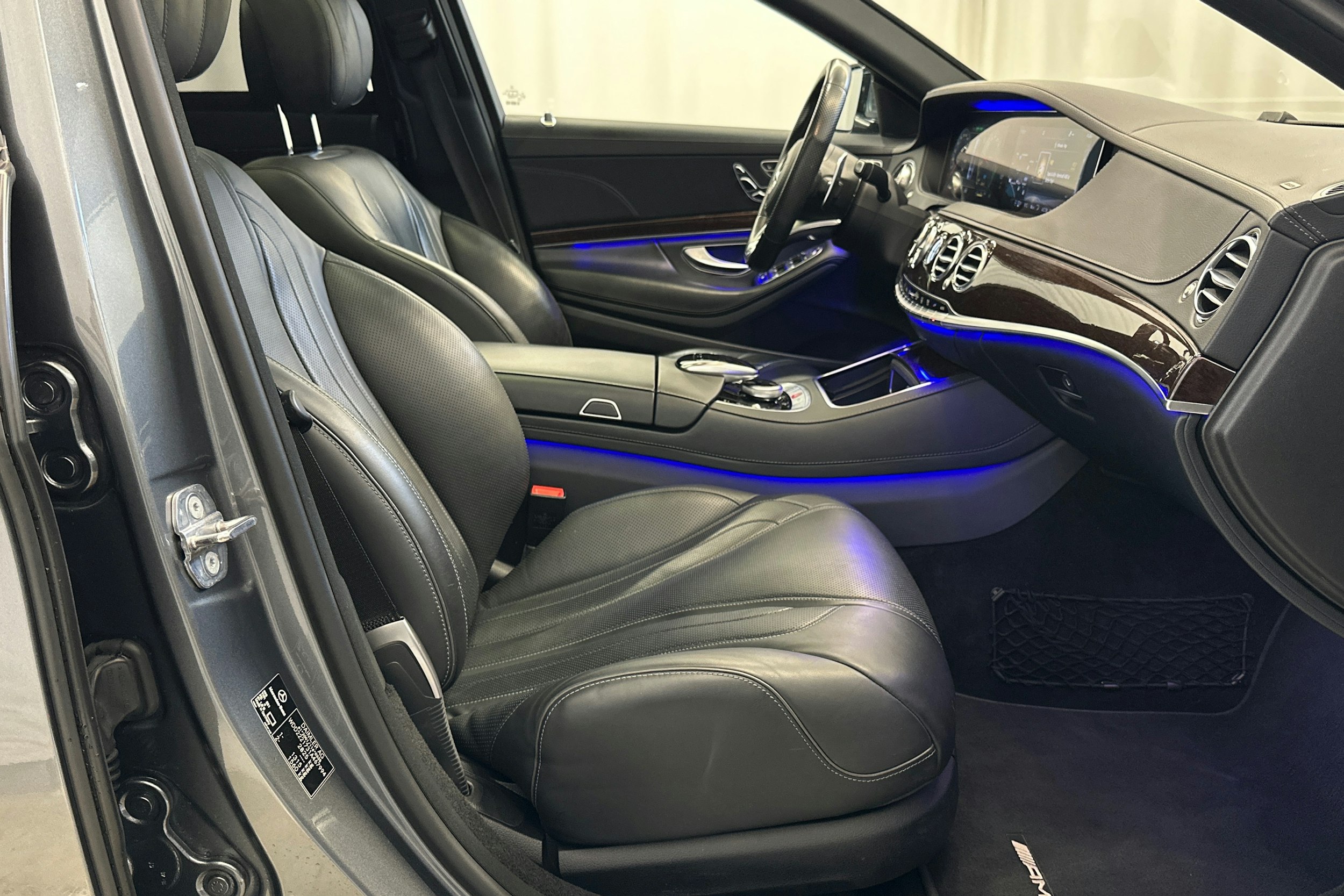 met. harmaa Mercedes-Benz S 2019 kuva 15.