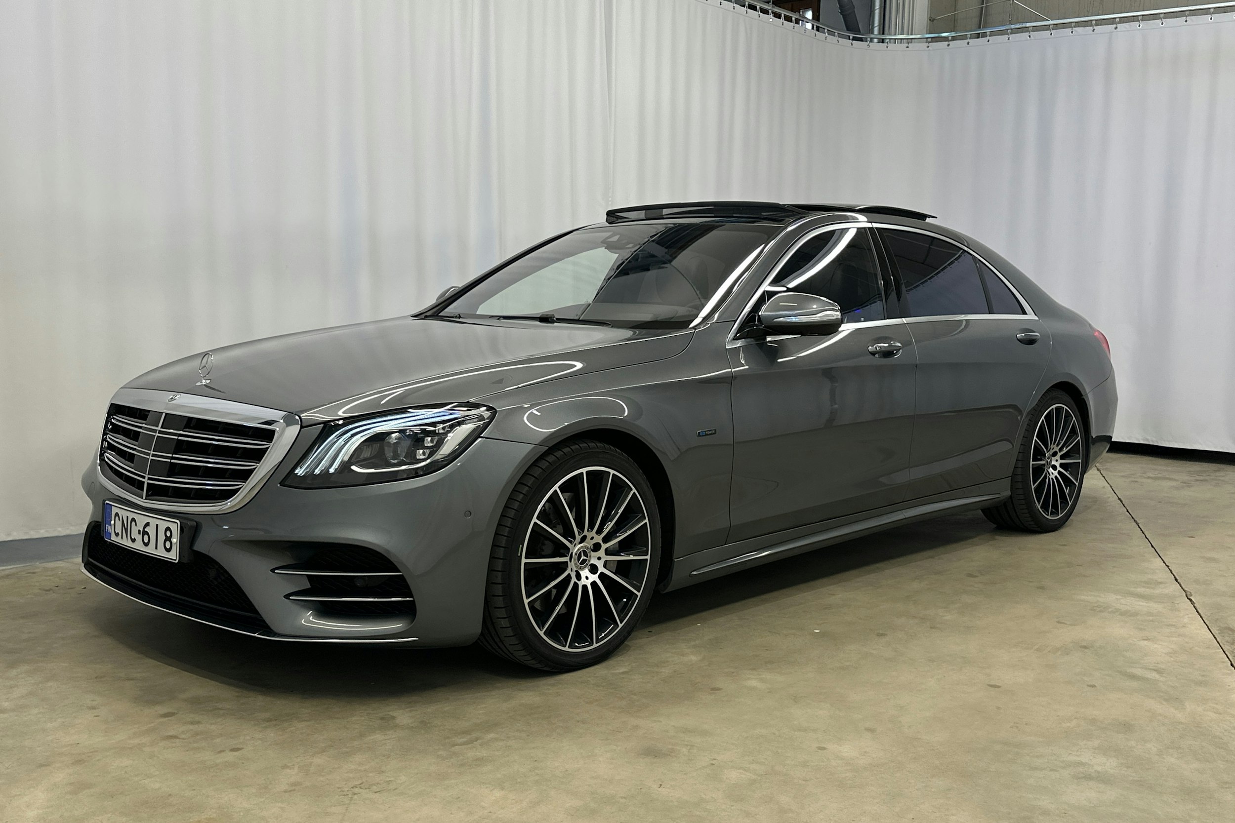 met. harmaa Mercedes-Benz S 2019 kuva 31.