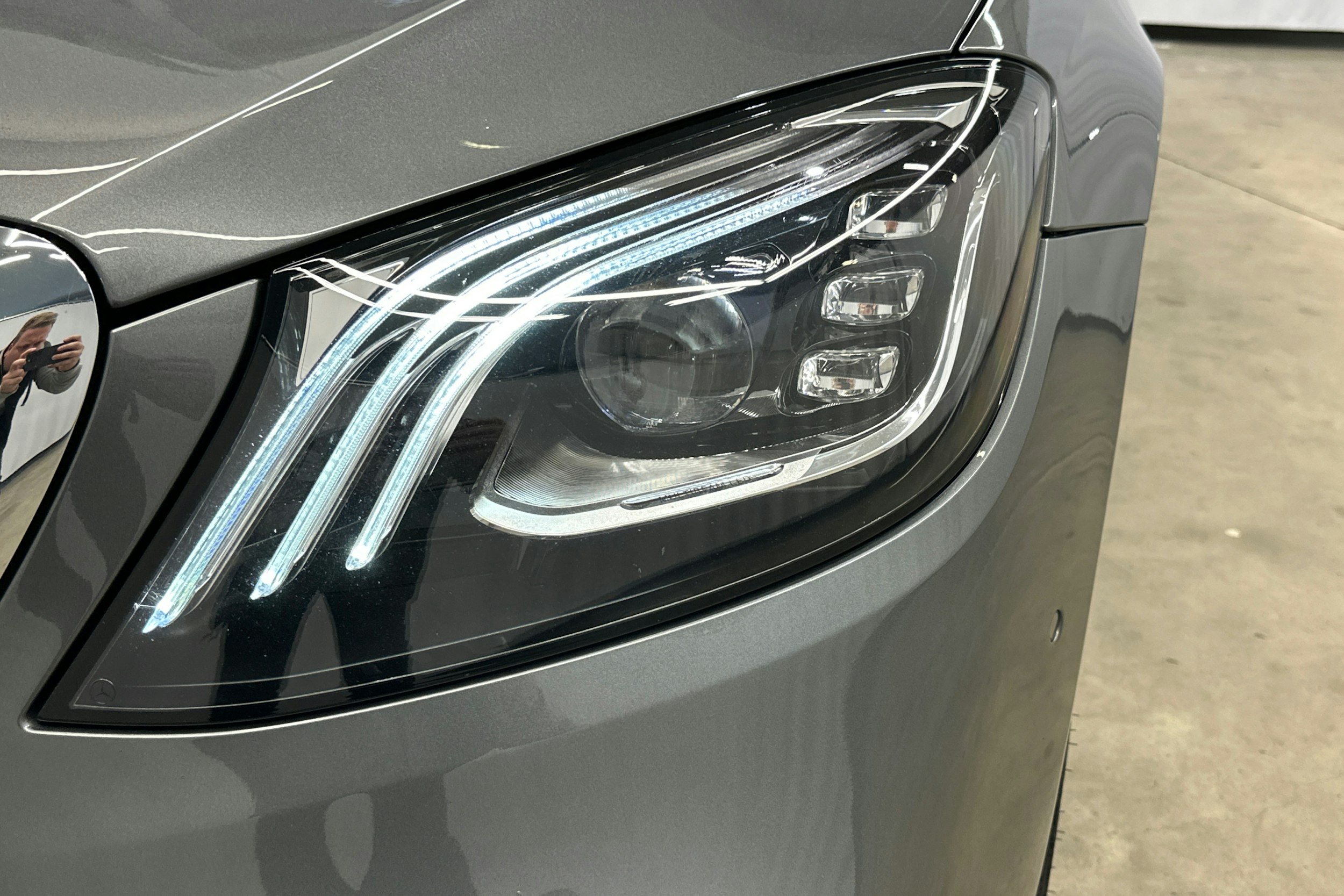 met. harmaa Mercedes-Benz S 2019 kuva 36.