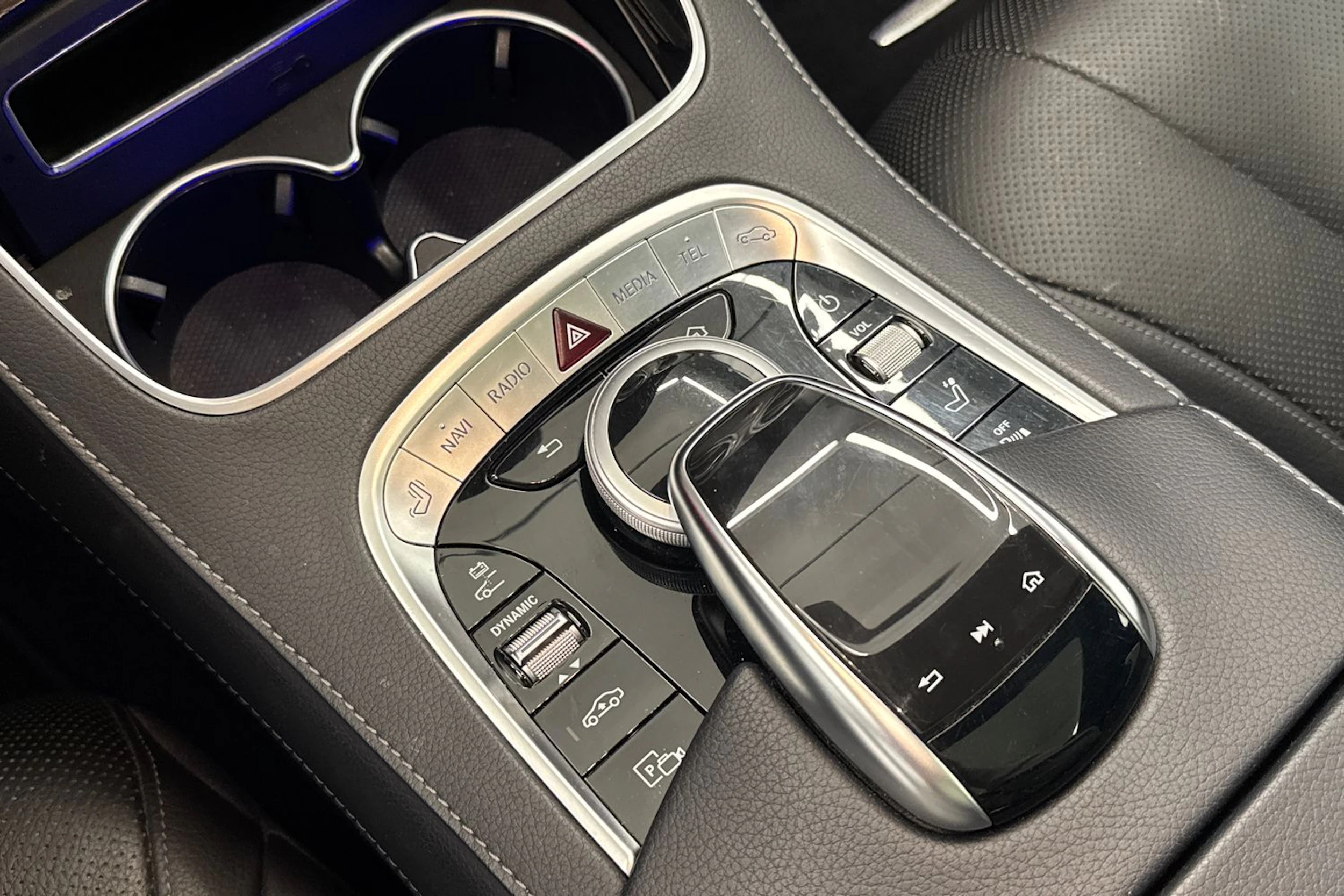 Musta Mercedes-Benz S 2019 kuva 21.