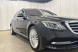 Musta Mercedes-Benz S 2019 kuva 29.
