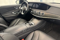 Musta Mercedes-Benz S 2019 kuva 30.