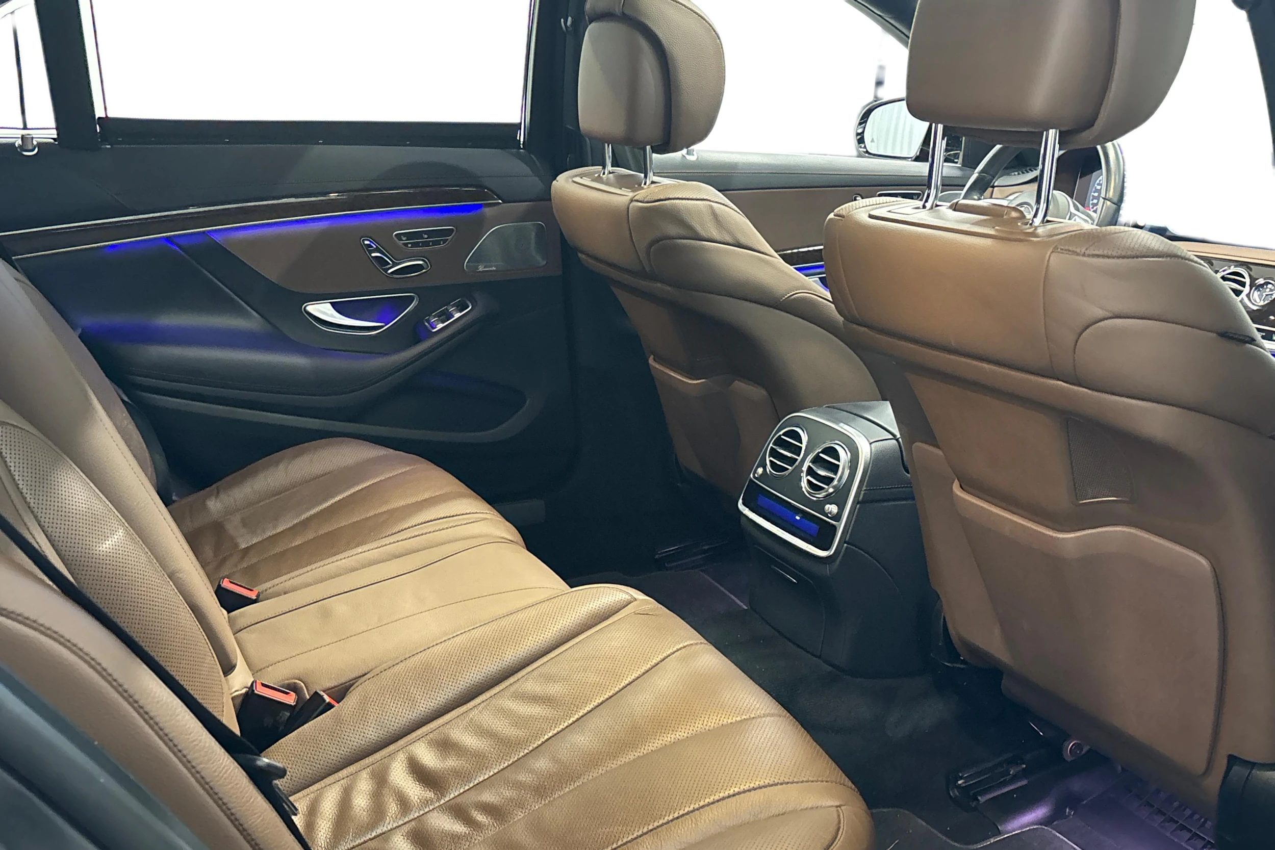 musta Mercedes-Benz S 2019 kuva 9.
