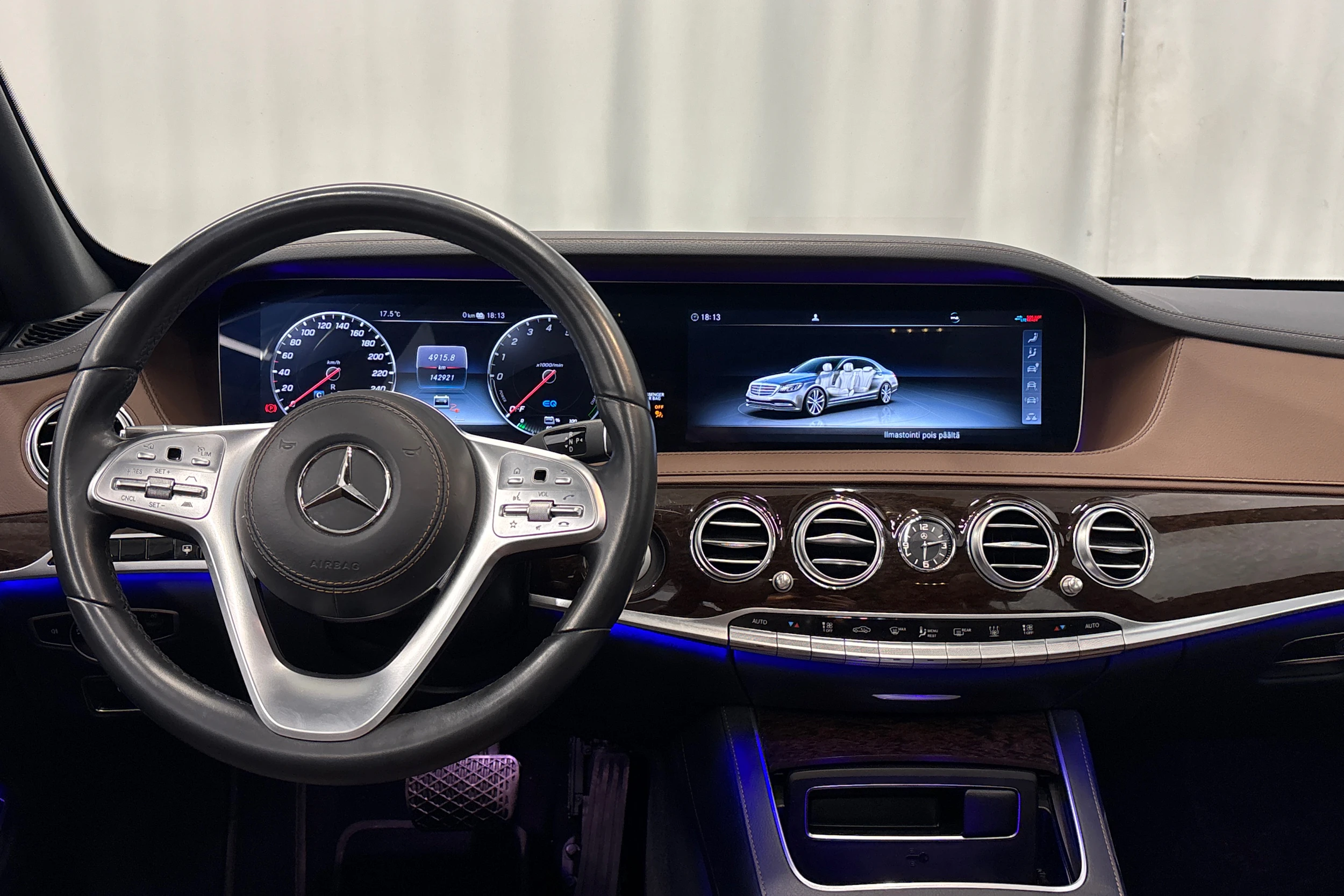 musta Mercedes-Benz S 2019 kuva 12.