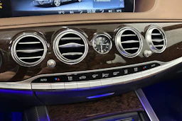 musta Mercedes-Benz S 2019 kuva 24.