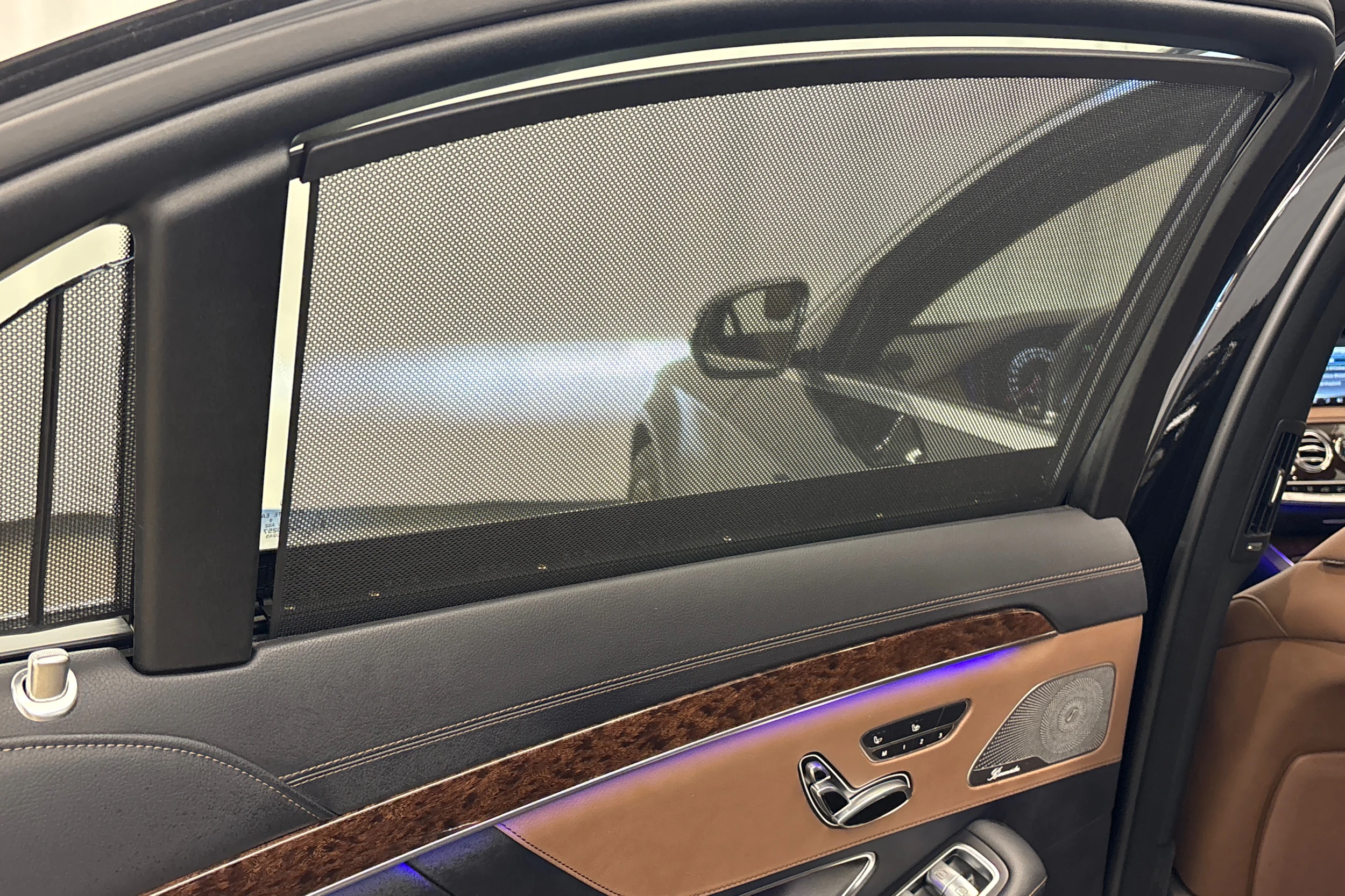 musta Mercedes-Benz S 2019 kuva 30.