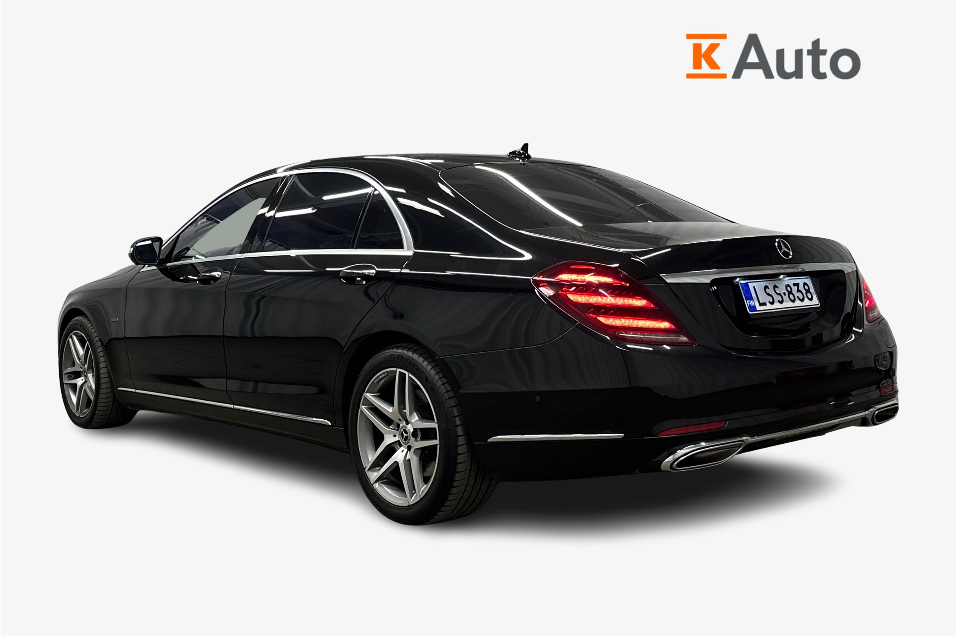 Mercedes-Benz S 560 e L 2020, photo 2/35
