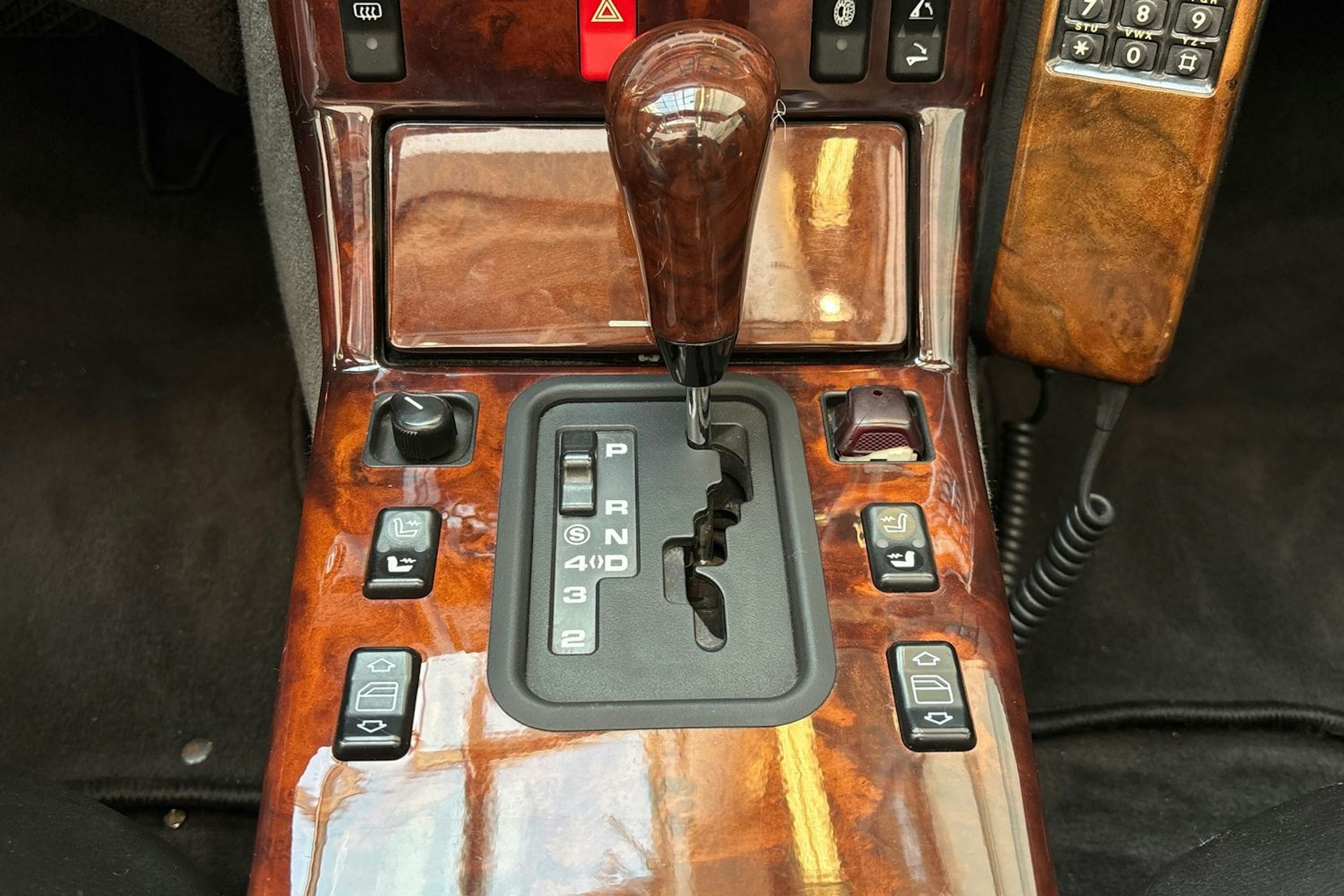met. harmaa Mercedes-Benz SL 1993 kuva 23.