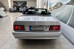 met. harmaa Mercedes-Benz SL 1993 kuva 24.