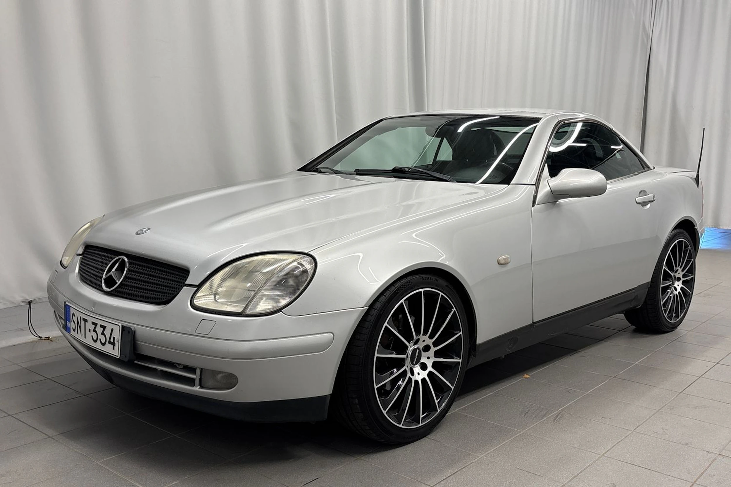 hopea Mercedes-Benz SLK 1999 kuva 17.