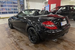 Musta Mercedes-Benz SLK 2007 kuva 14.