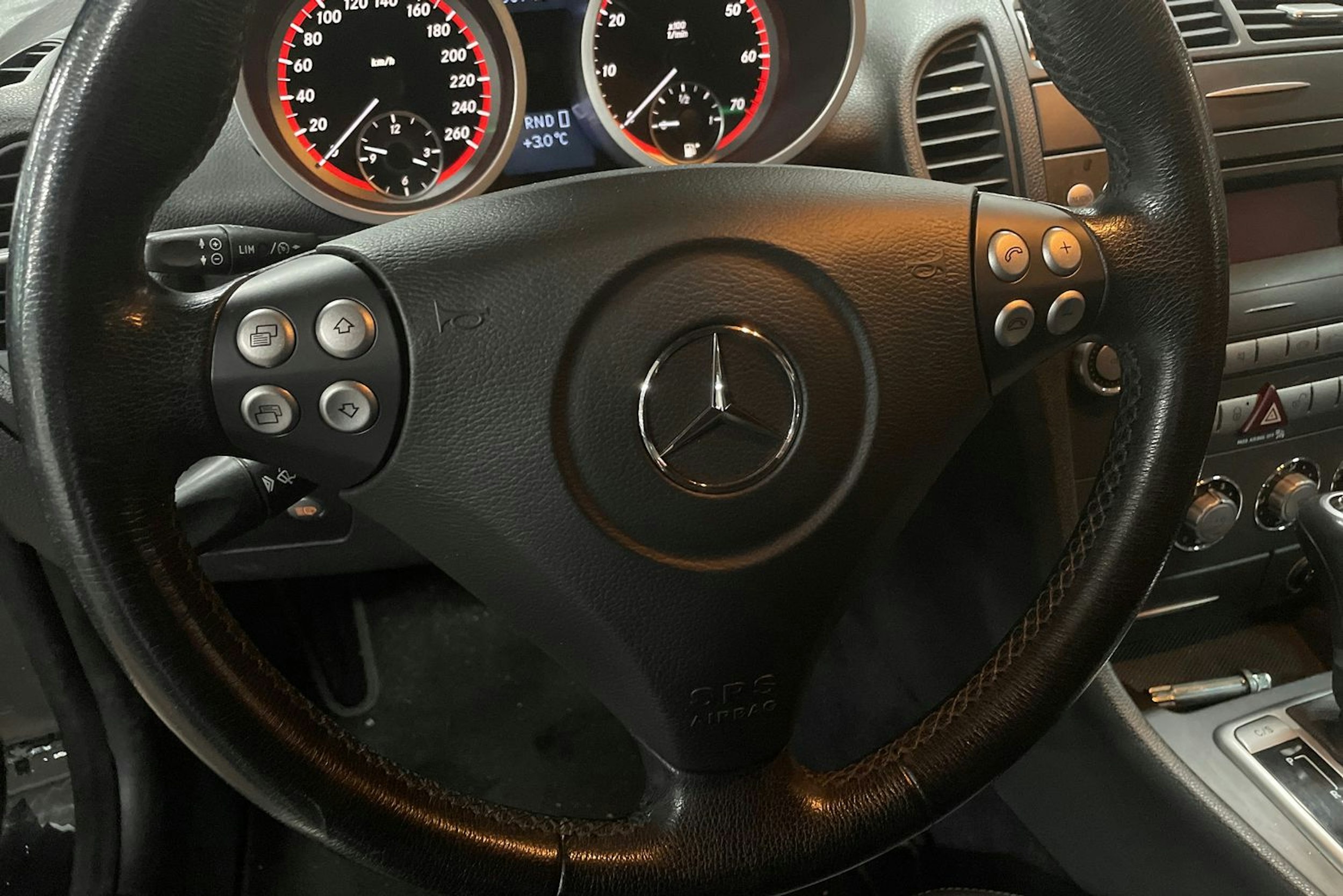 Musta Mercedes-Benz SLK 2007 kuva 21.