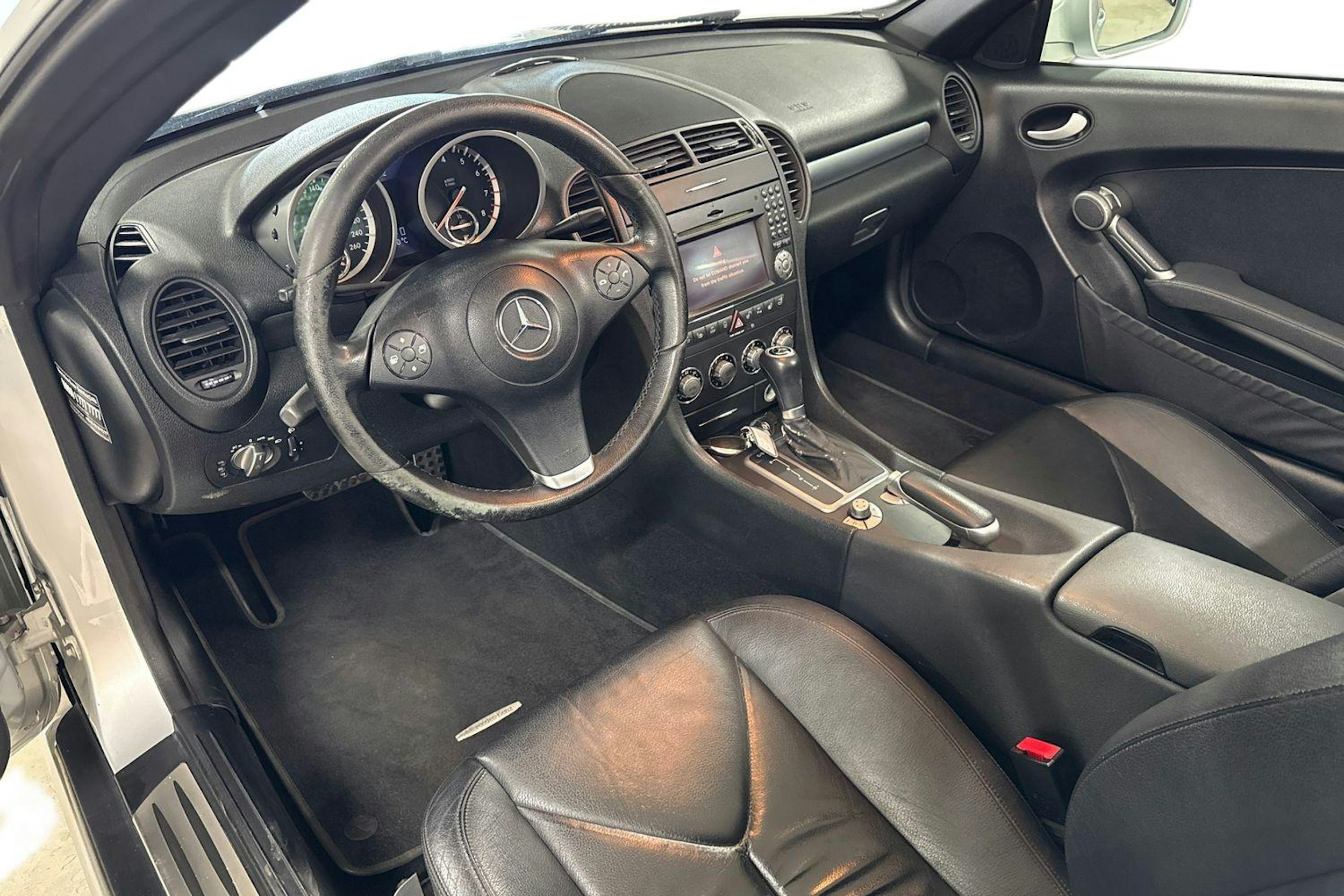 Hopea Mercedes-Benz SLK 2008 kuva 7.