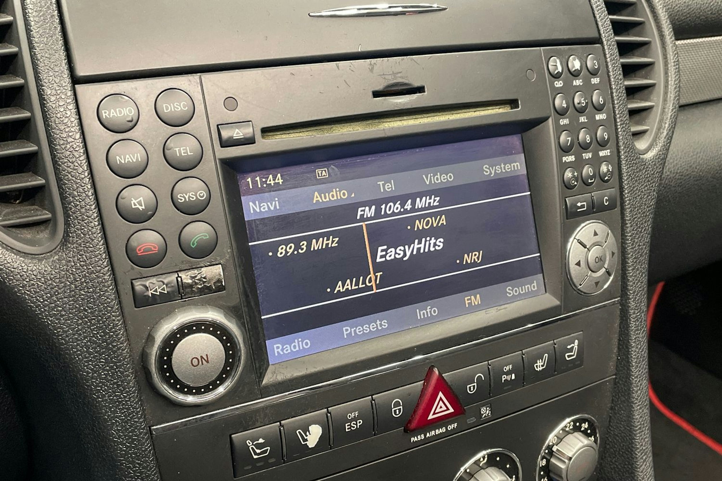 musta Mercedes-Benz SLK 2009 kuva 14.