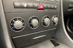 musta Mercedes-Benz SLK 2009 kuva 15.