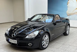 musta Mercedes-Benz SLK 2011 kuva 20.