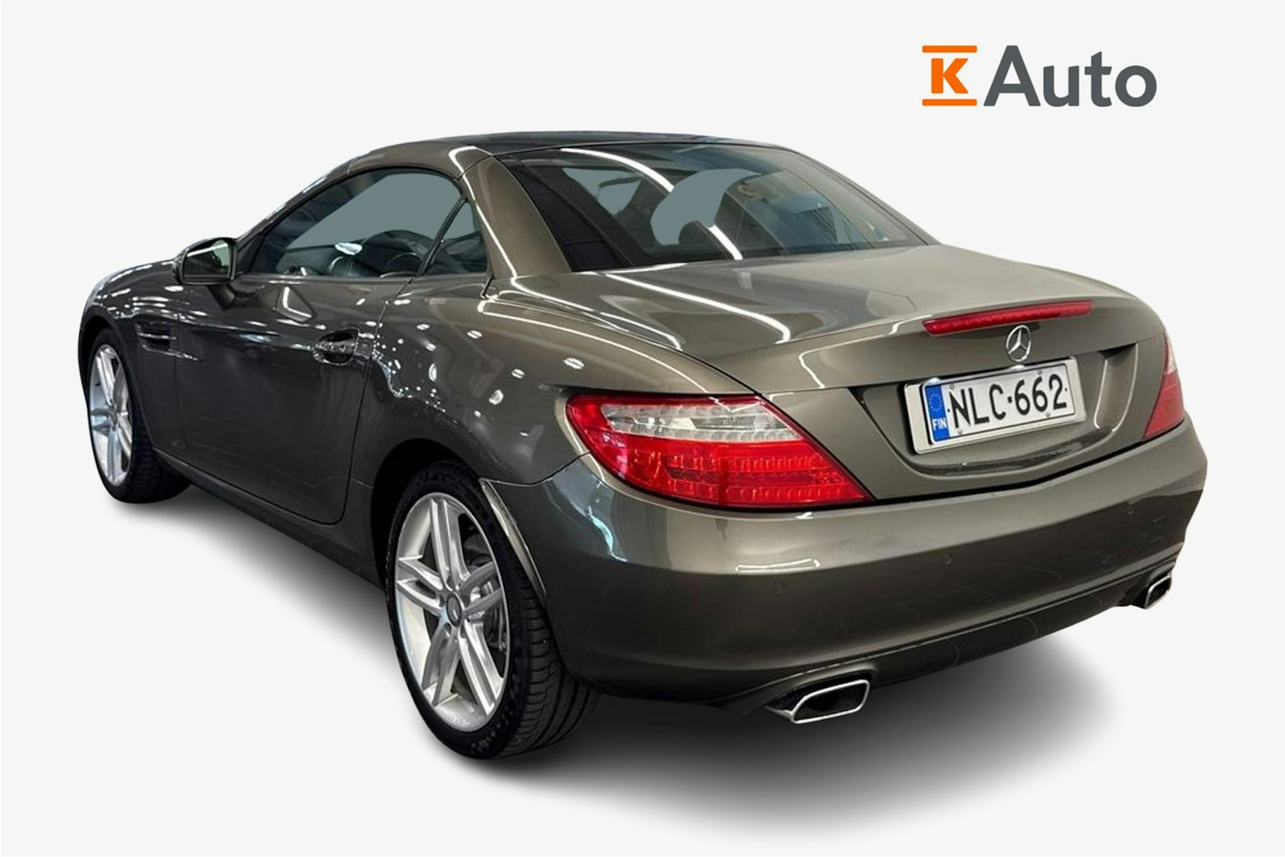 harmaa Mercedes-Benz SLK 2012 kuva 2.