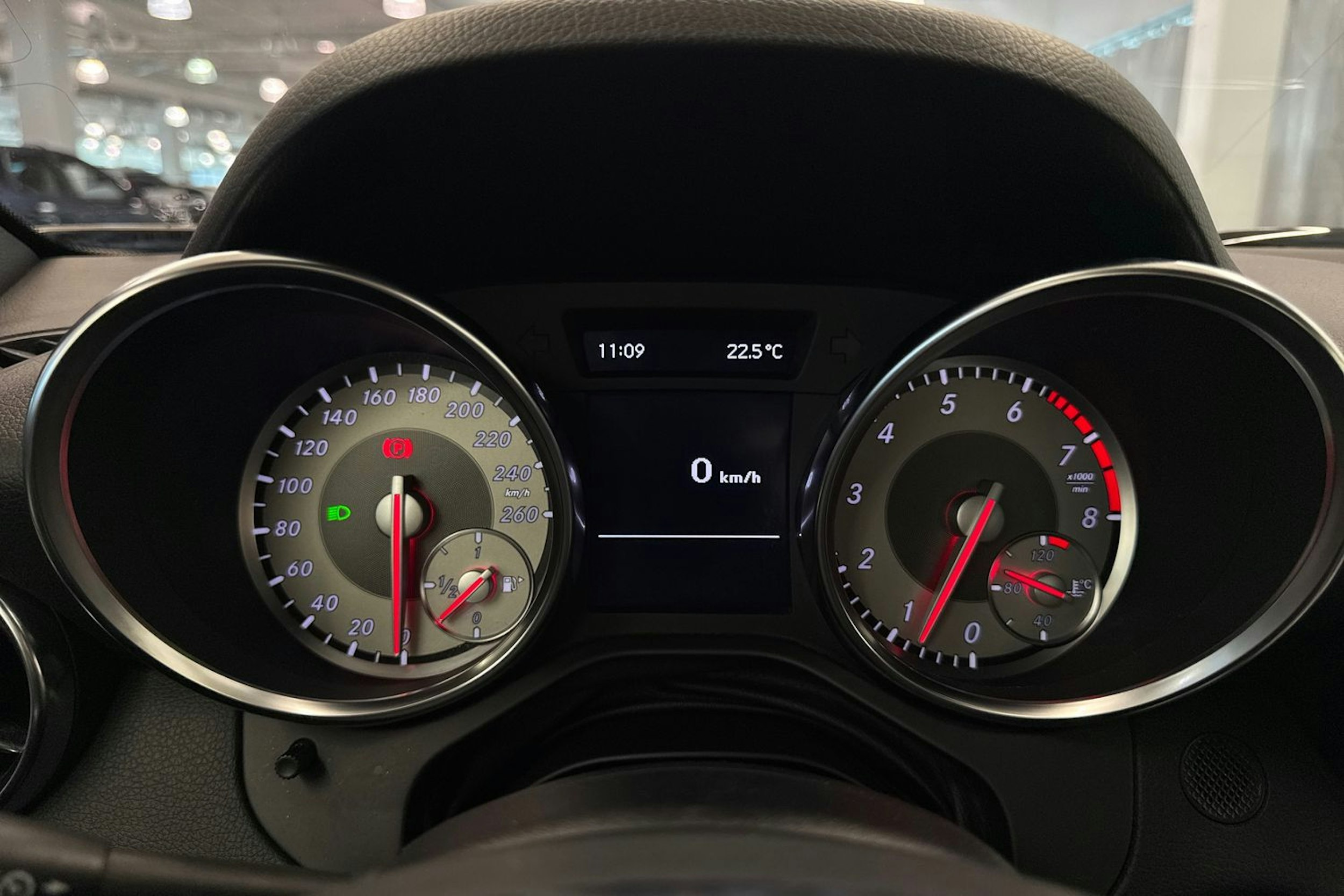 harmaa Mercedes-Benz SLK 2012 kuva 16.