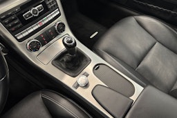 harmaa Mercedes-Benz SLK 2012 kuva 21.