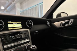 harmaa Mercedes-Benz SLK 2012 kuva 23.