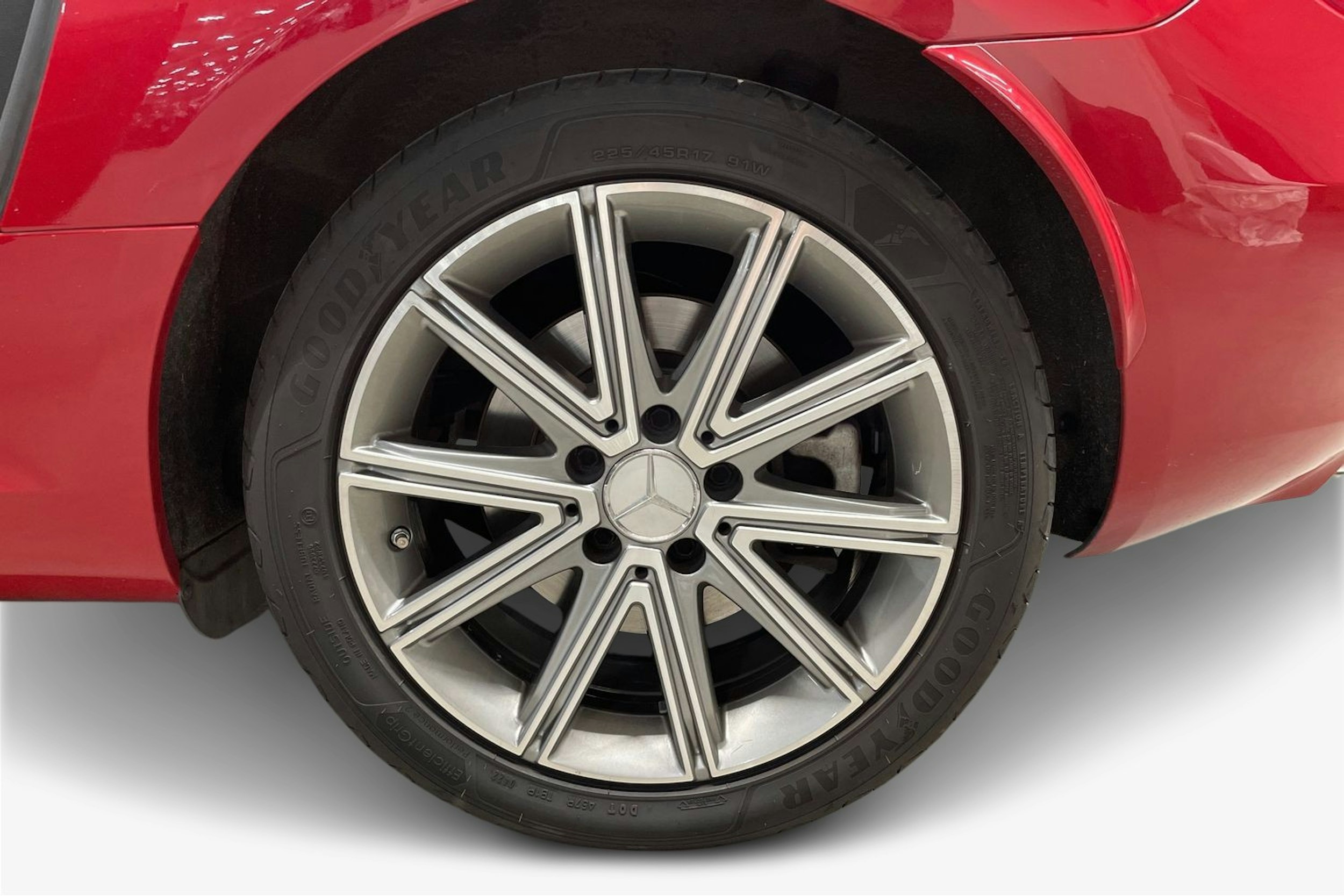 punainen Mercedes-Benz SLK 2013 kuva 9.