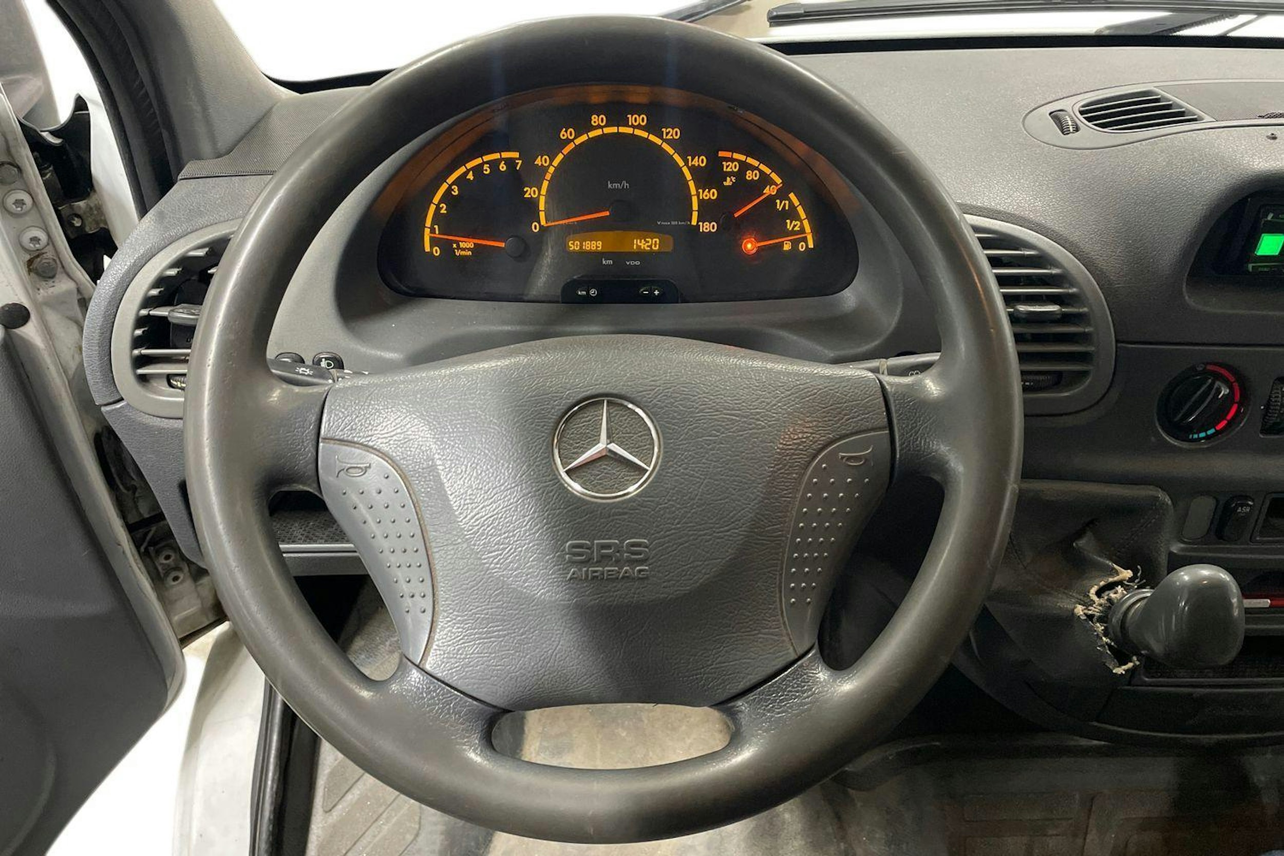 valkoinen Mercedes-Benz Sprinter 2000 kuva 7.